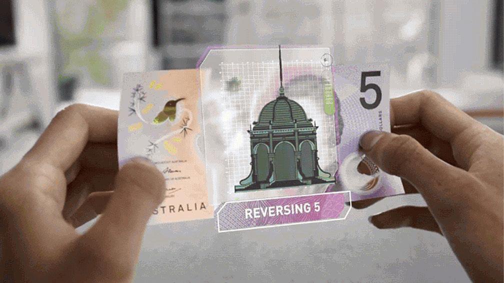 Conheça as novas “notas” de 5 dólares australianos, o dinheiro mais moderno do mundo