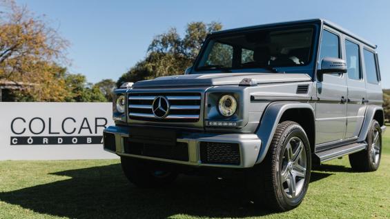 Mercedes G500. 