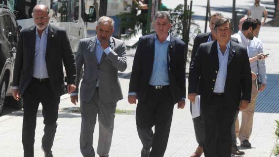 REUNIÓN. Chemes, Iannizzotto, Achetoniy Pelegrina, en el Ministerio de Agricultura. (Foto Guillermo Rodríguez Adam, Clarin)