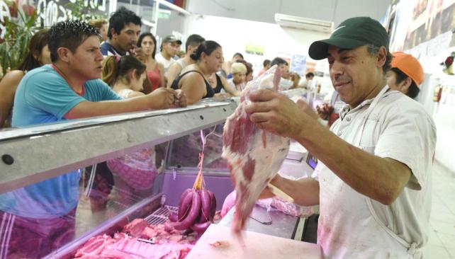   Demanda. Los precios de la carne estallaron en diciembre, pero la gente no dejó de comprar para las cenas de fin de año 