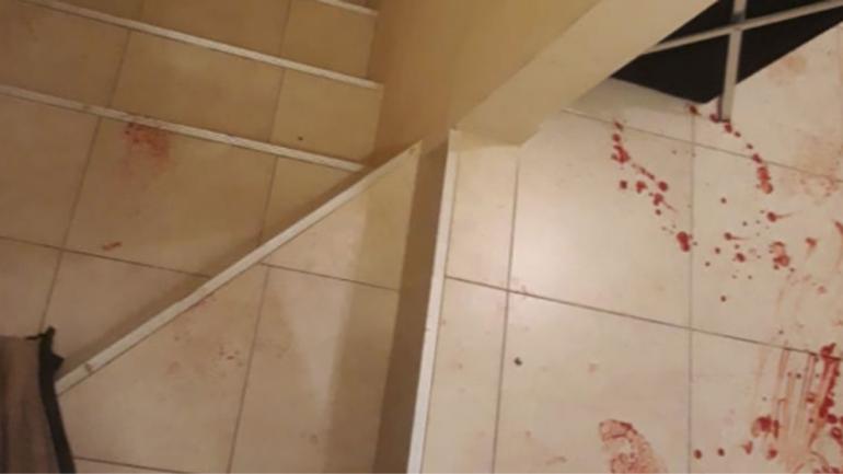 LUGAR. Con manchas de sangre (Policía de Córdoba). LUGAR. Con manchas de sangre (Policía de Córdoba).