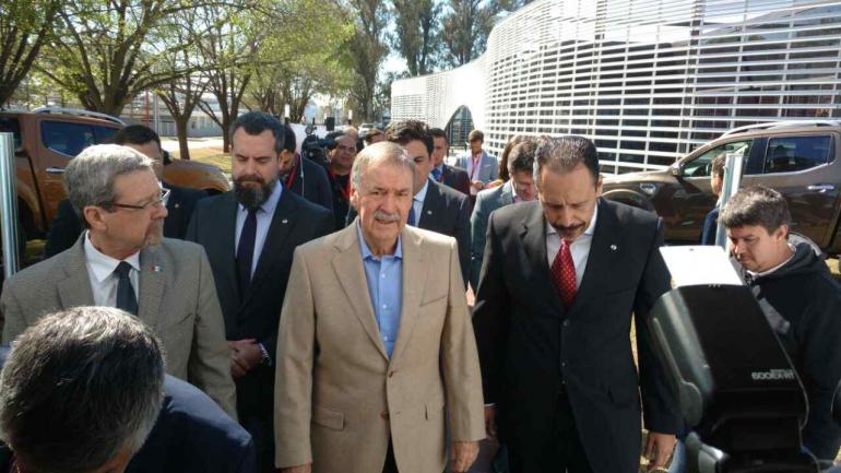 Mil empleos directos y dos mil indirectos — Nissan en Córdoba