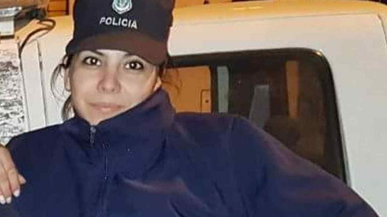 VILLARREAL. La mujer policÃ­a (Prensa M. Seguridad de Buenos Aires/TÃ©lam/Archivo).