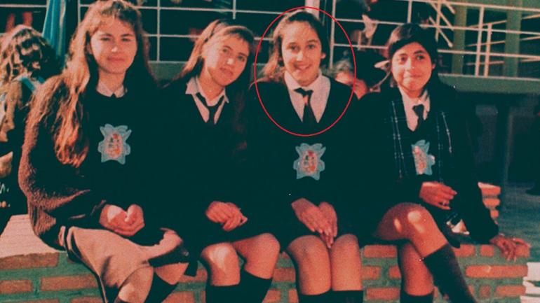 QUINTO AÑO. Sole, junto a sus compañeras del colegio del Carmen y San José (La Voz/ Archivo). QUINTO AÑO. Sole, junto a sus compañeras del colegio del Carmen y San José (La Voz/ Archivo).