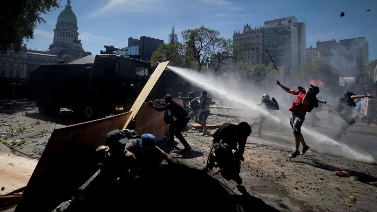 Incidentes En El Congreso Mientras Diputados Debate La Reforma