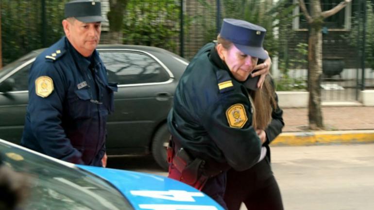 Nahir Galarza llegando a la audiencia (Clarín).