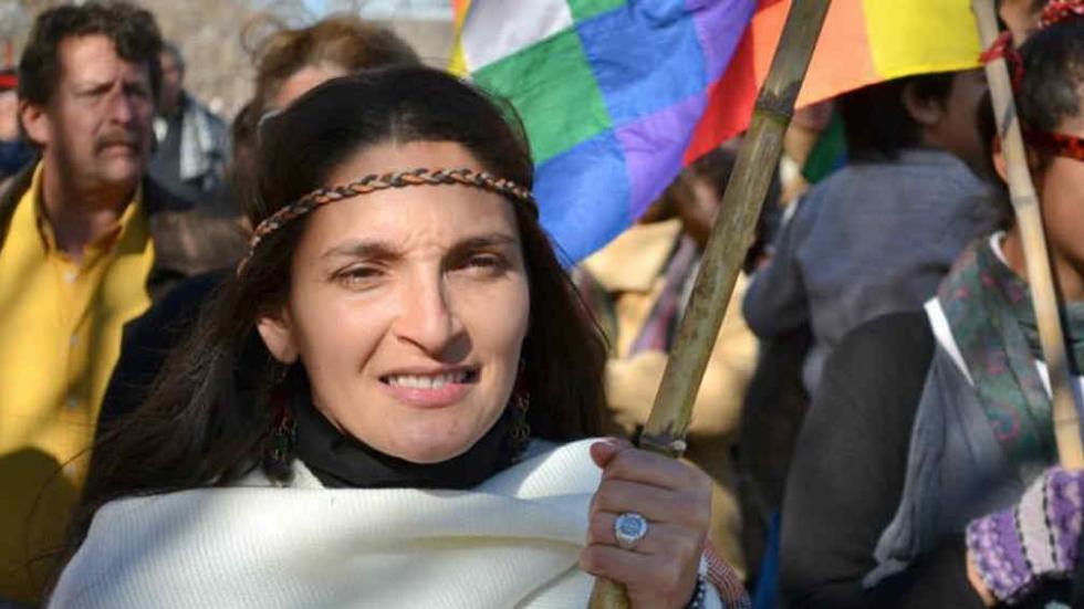 Natalia Hochea. Se hizo un análisis de ADN que determinó que tiene linaje comechingón por la parte materna. Trabaja para visibilizar y recuperar lo indígena (La Voz).